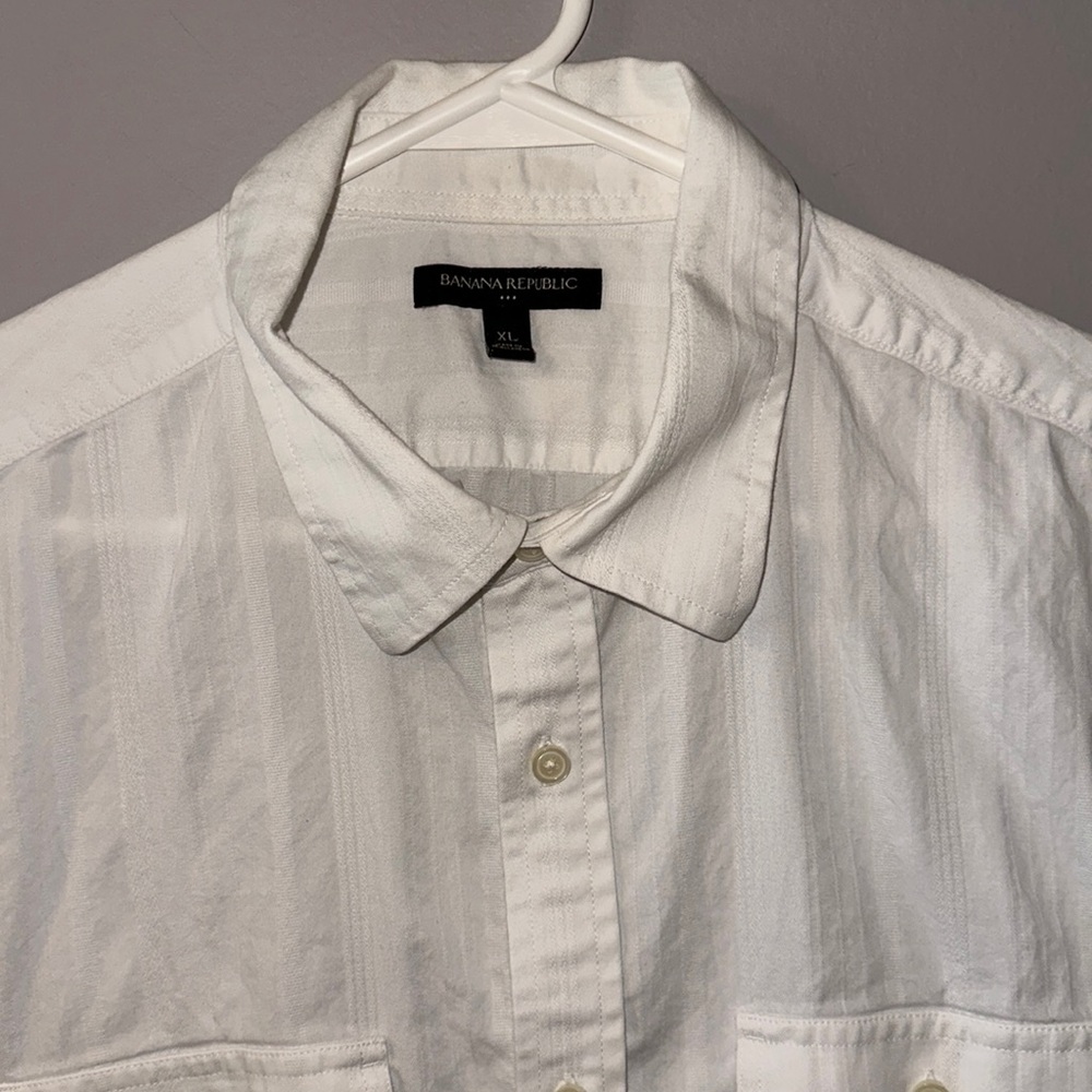 White Banana Republic Button Down Shirt